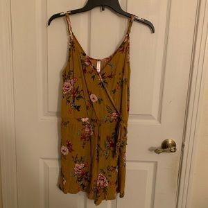 Xhiliration Yellow Floral Romper